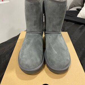 Bailey Leather Bow Uggs